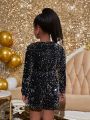 SHEIN Kids Cooltwn Tween Girl 1pc Surplice Neck Sequin Romper