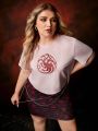 Game of Thrones X SHEIN Plus Round Neck Short Sleeve T-Shirt And Geometric Printed Skirt Set