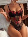 SHEIN Ladies' Sexy Floral Embroidery Lingerie Set