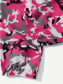 1pc Letter Graphic Crop Tee & 1pc Camo Print Pant