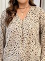 SHEIN LUNE Plus Size V-neck Button Decorated Casual Shirt With Floral Pattern