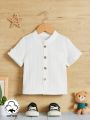 SHEIN Baby Boys' Mandarin Collar Short Sleeve Shirt
