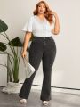 SHEIN LUNE Plus Size Women's Flared Jeans