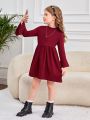 SHEIN Kids HYPEME Young Girl Flounce Sleeve Cable Knit Dress