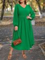 SHEIN LUNE Plus Size Solid Color Lantern Sleeve Dress