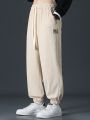 Men Letter Patched Slant Pocket Corduroy Pants