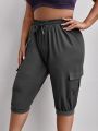 Plus Flap Pocket Side Drawstring Waist Capri Sports Pants