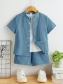 SHEIN Kids EVRYDAY Young Boy Solid Color Stand Collar Short Sleeve Shirt And Shorts Casual Comfortable Outfit