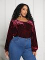 SHEIN CURVE+ Plus Size Jacquard T-Shirt With Woven Lantern Sleeves