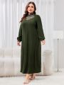 Plus Size Solid Color Lace Collar Long Sleeve Dress