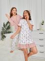 1pc Comfortable Color Block & Floral Print Sleep Dress With Ruffled Sleeves For Mommy And Me Matching Outfits