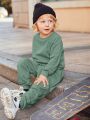 SHEIN Kids EVRYDAY Young Boy Solid Pullover & Sweatpants Set