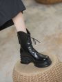 Women's Fashionable Short Boots With College Style Design