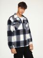 SHEIN Men Plaid Print Flap Pocket Jacket